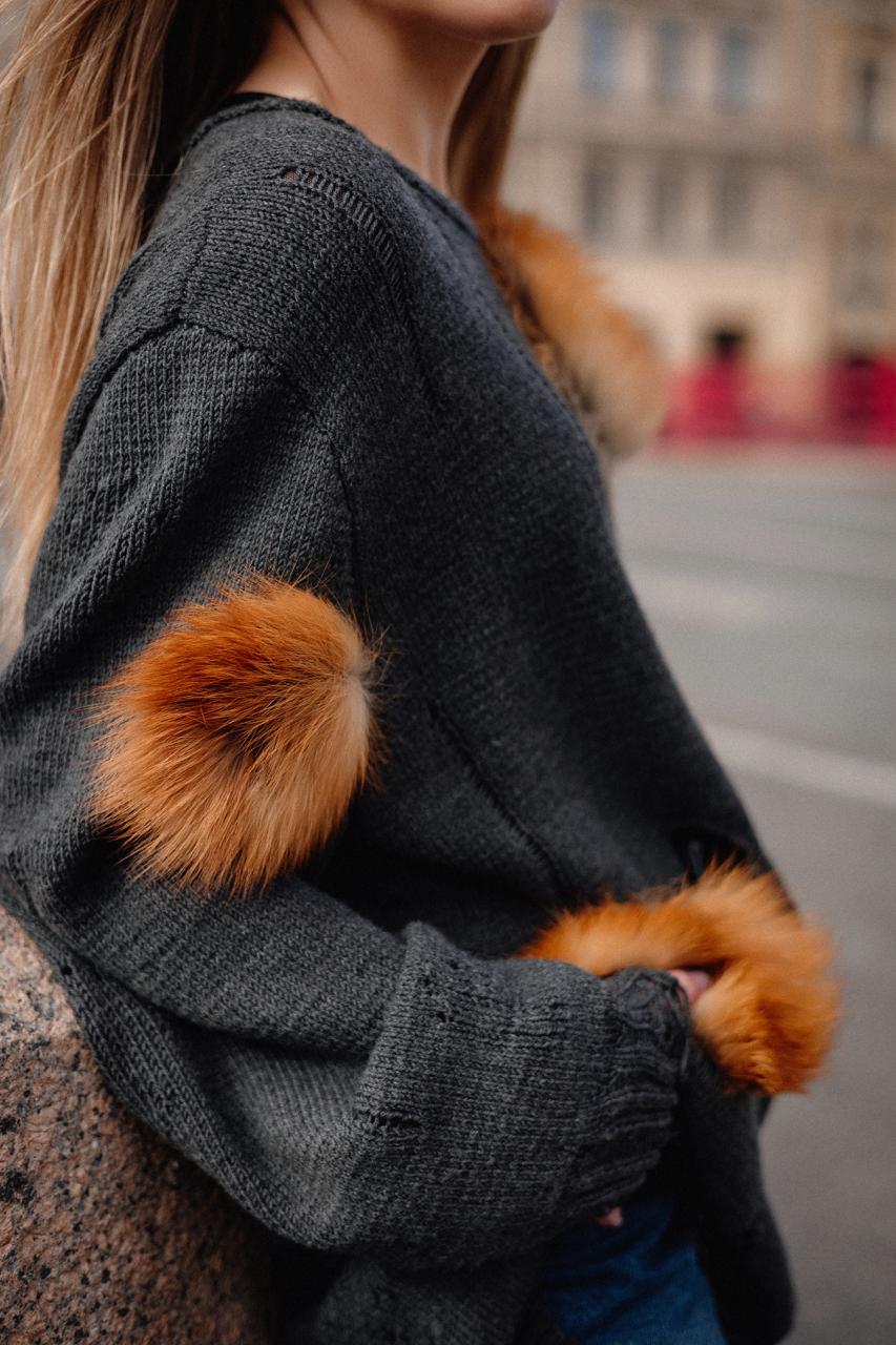Oversized Wool Cardigan with Fox Fur